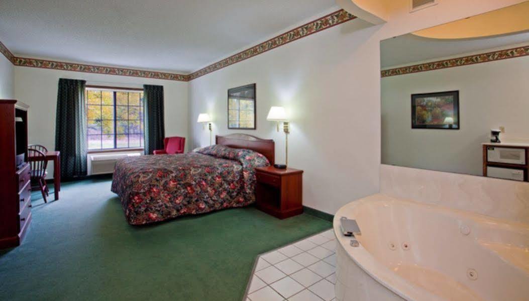 Country Inn & Suites By Radisson, Elk River, Mn מראה חיצוני תמונה